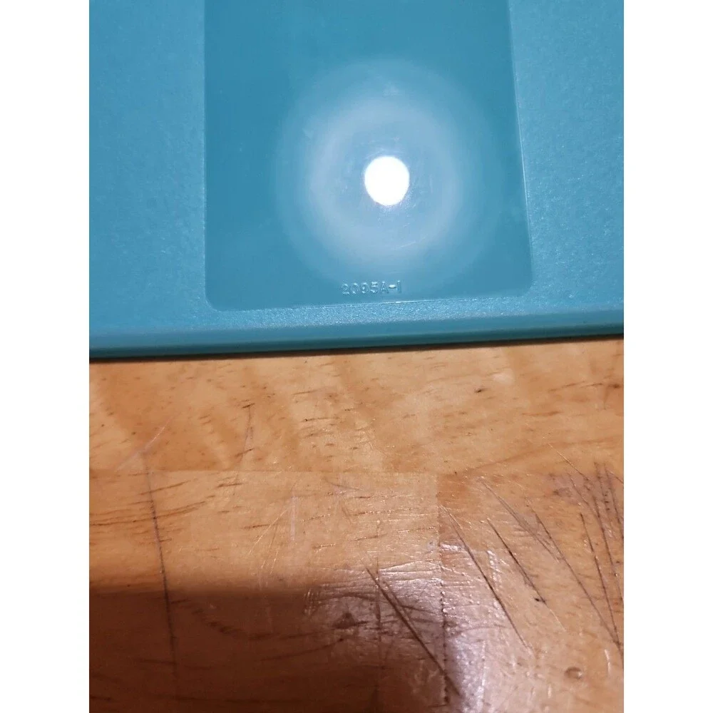 Vintage Tupperware Freezer Mates #2097A W Lid 2095B Turquoise 3.3 L
